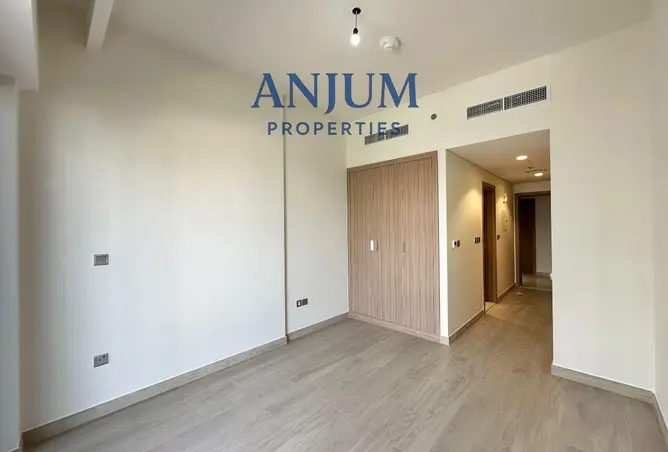 151916044 - Property Image 2