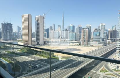 Apartment - 2 - 3 for rent in SOL Bay - Business Bay - Dubai