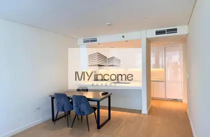 Apartment - 2 Bedrooms - 2 Bathrooms for sale in Marquise Square Tower - Business Bay - Dubai