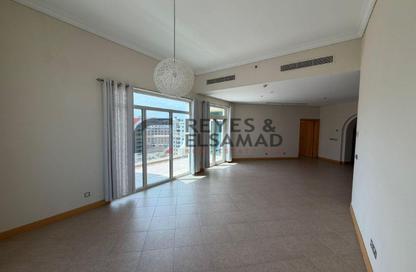 Apartment - 5 Bedrooms - 4 Bathrooms for rent in Al Das - Shoreline Apartments - Palm Jumeirah - Dubai