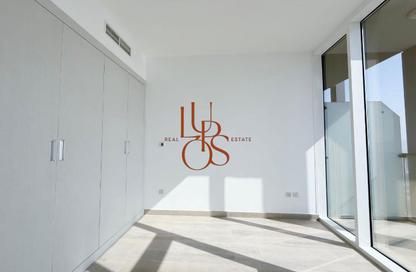 Apartment - 1 - 2 for sale in BLOOM TOWERS A - Bloom Towers - District 10 - Jumeirah Village Circle - Dubai