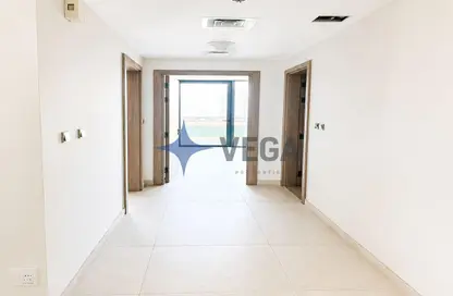 شقة - 2 غرف نوم - 2 حمامات للايجار في الأمل تاور - مدينة دبي الرياضية - دبي