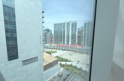 Office Space - Studio - 1 Bathroom for rent in Tamani Art Tower - Business Bay - Dubai