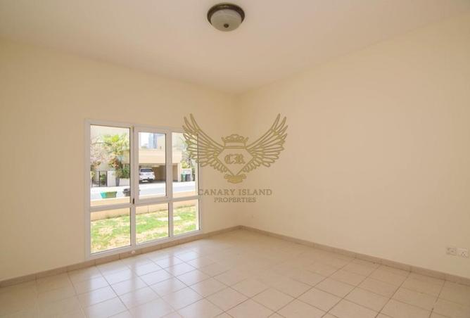 114158218 - Property Image 3