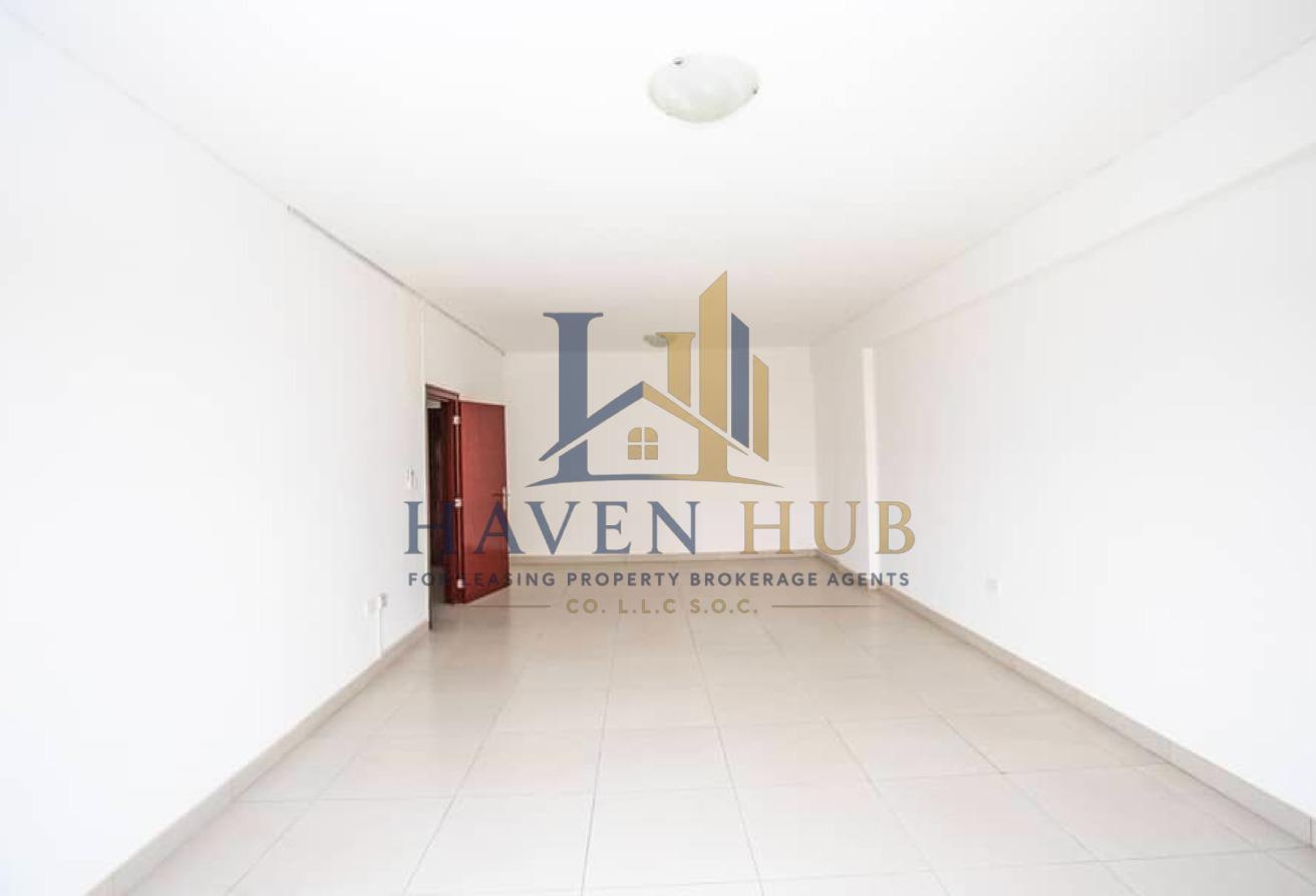Family Sharing | Staff Accommodation | 2BHK photo 3