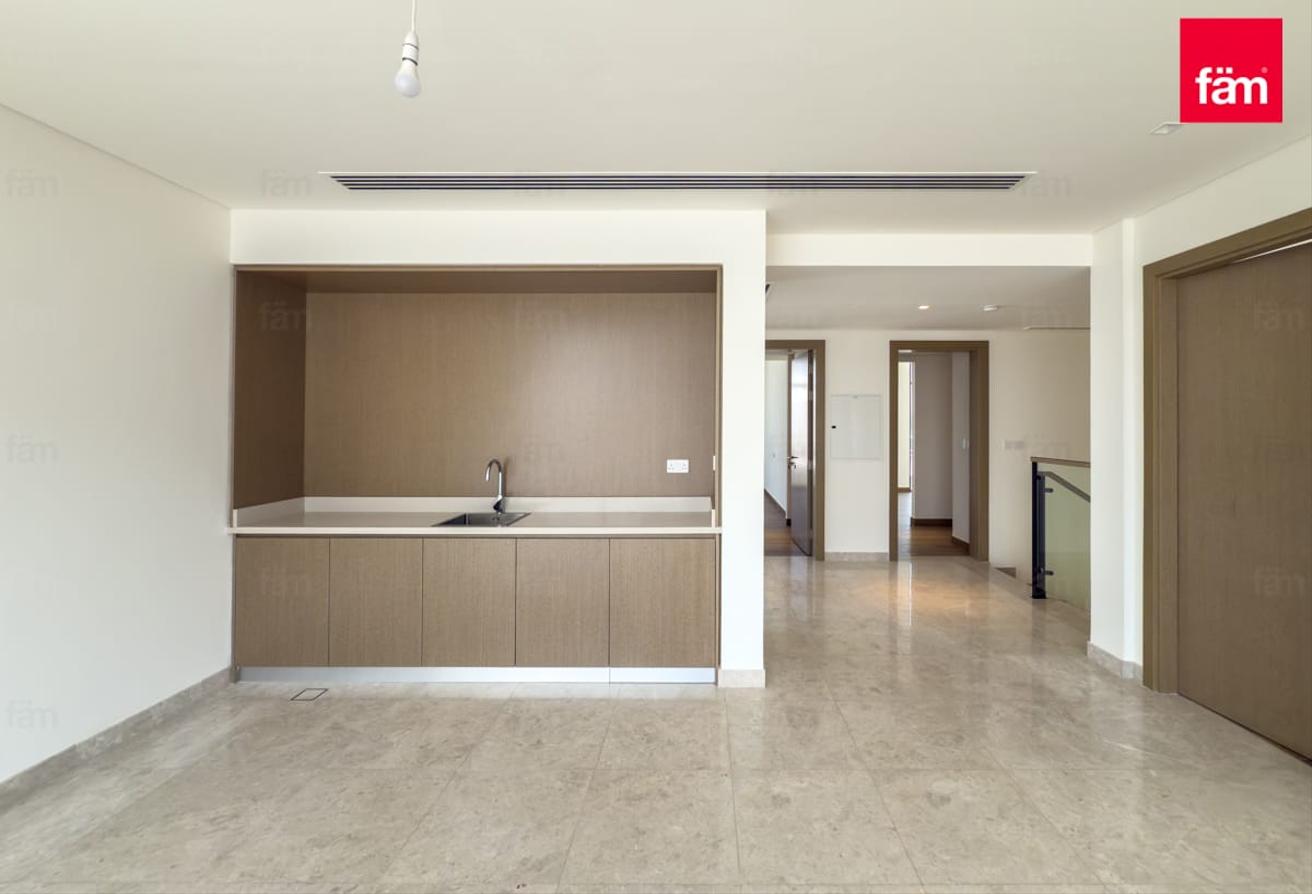 Tophill | Landscaped Garden | Stand Alone Villa photo 18