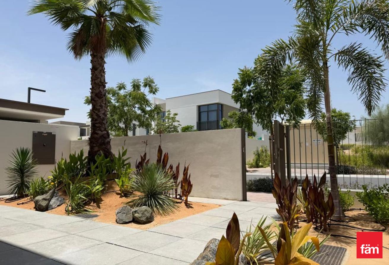 Tophill | Landscaped Garden | Stand Alone Villa photo 15