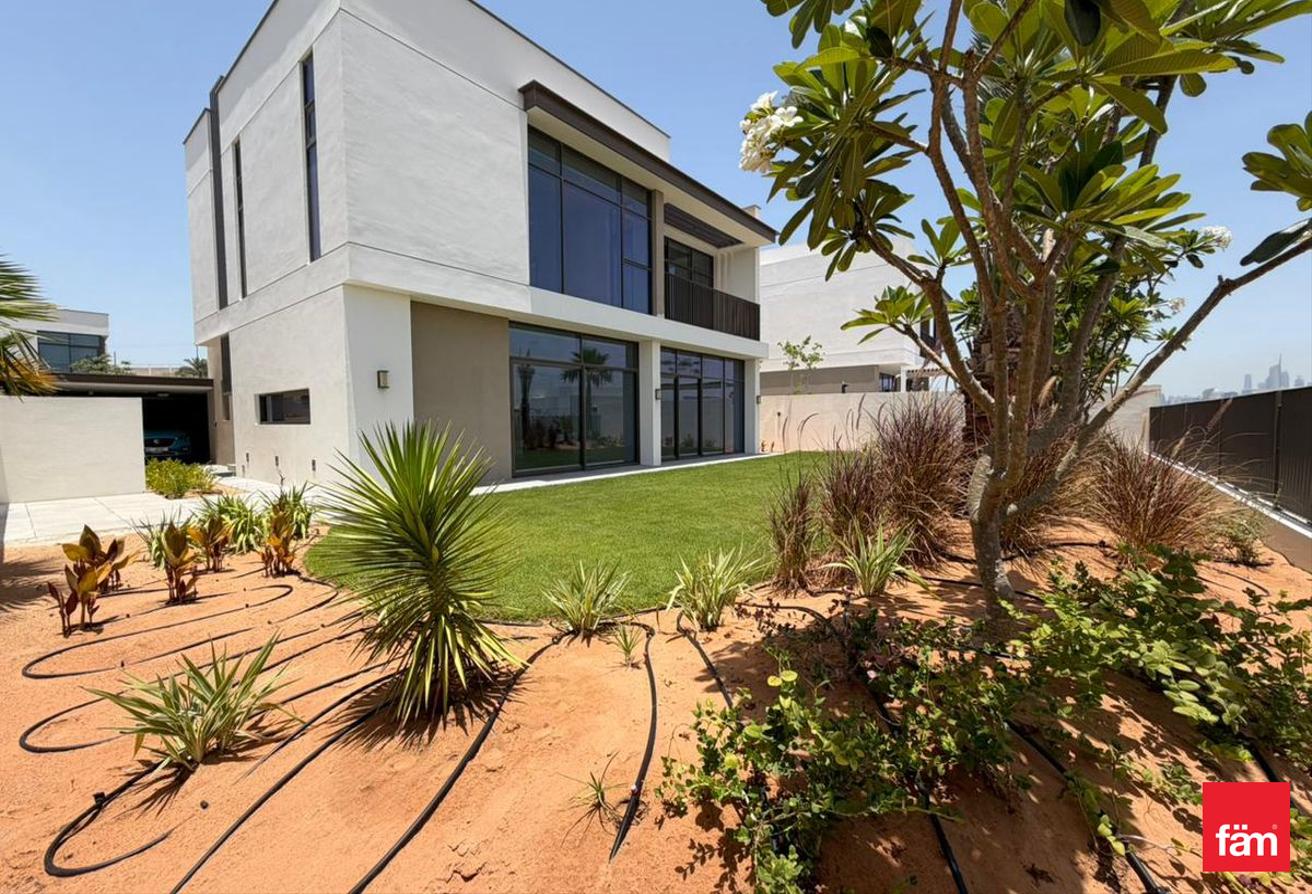 Tophill | Landscaped Garden | Stand Alone Villa photo 11