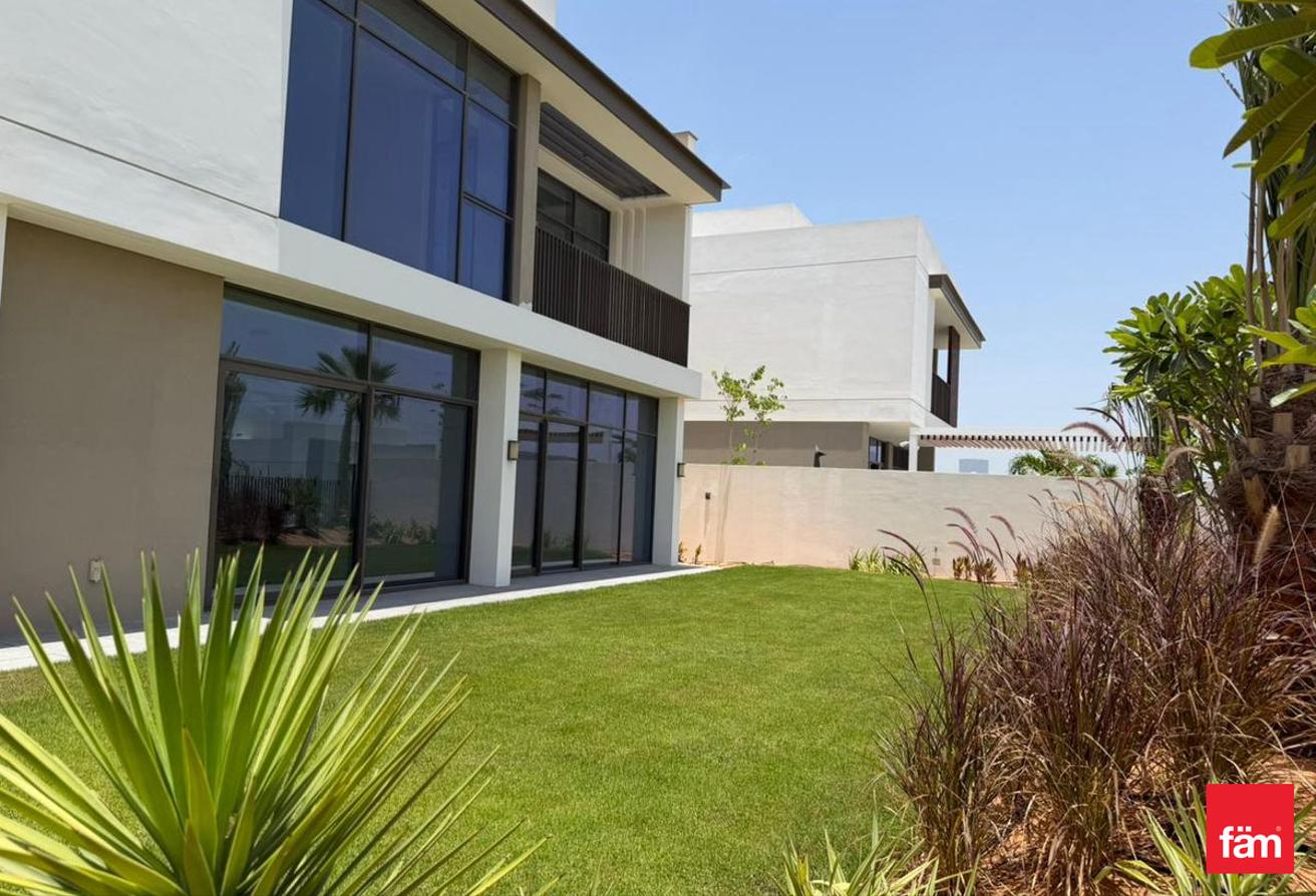 Tophill | Landscaped Garden | Stand Alone Villa photo 7