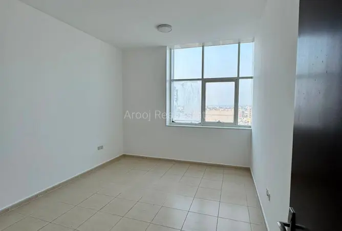 127467848 - صورة العقار 3