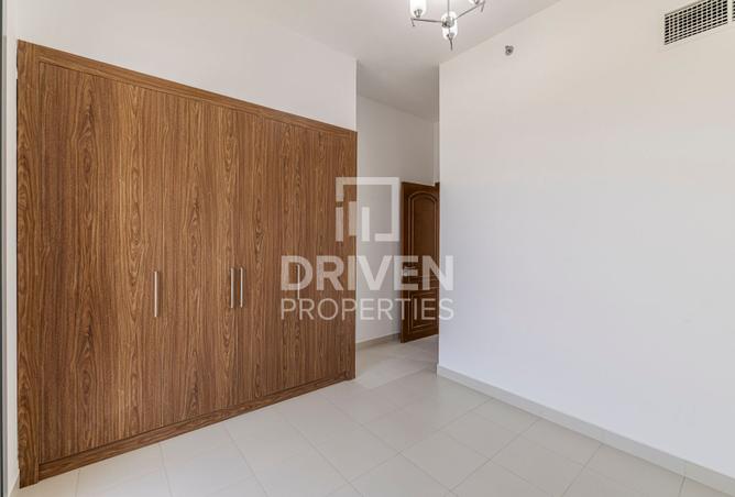 Brand New Apt with Open Kitchen | Huge Layout photo 3