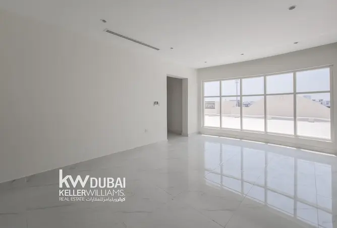 123830311 - Property Image 2