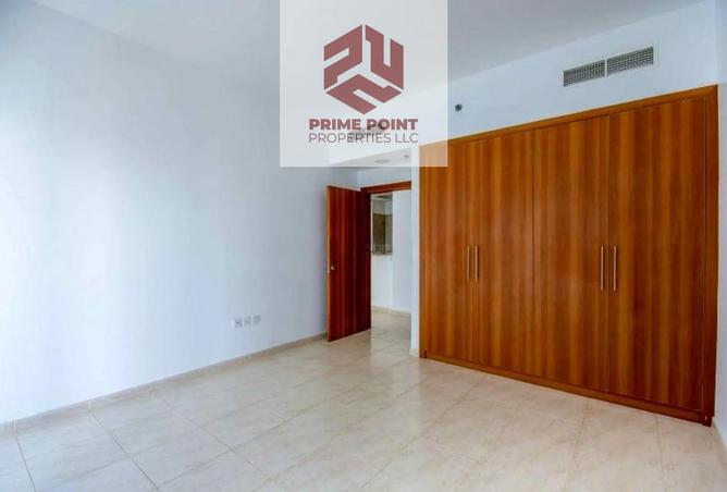 87053400 - Property Image 3