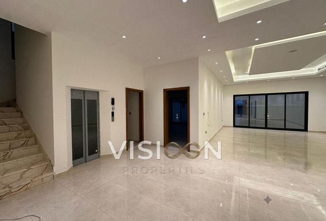 132035437 - Property Image 3