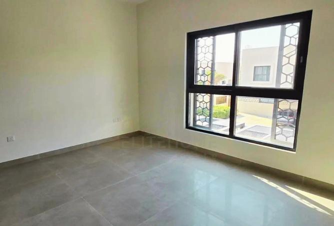 70708173 - صورة العقار 3