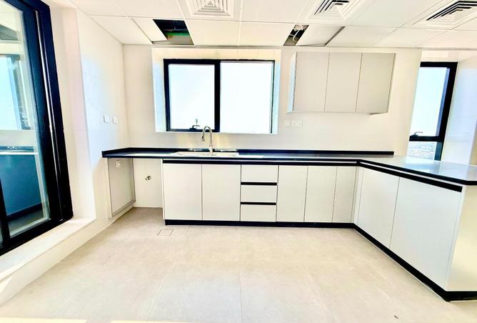 79440243 - Property Image 3