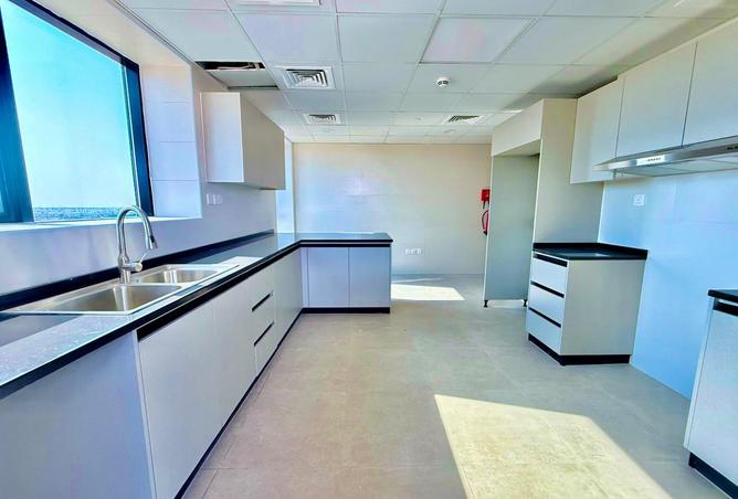 79440243 - Property Image 2