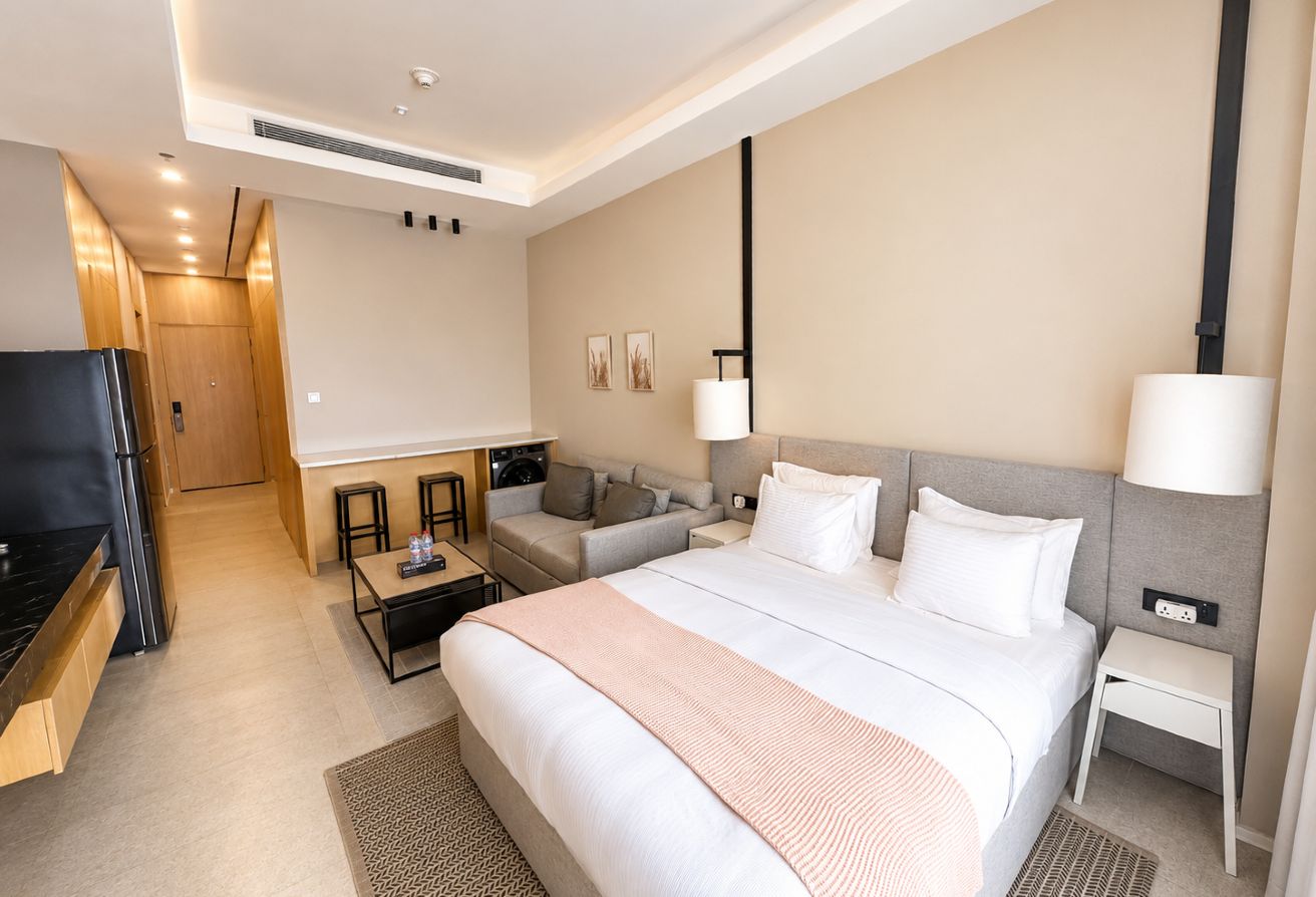 Vacant | Fully Furnished | Access to Beach