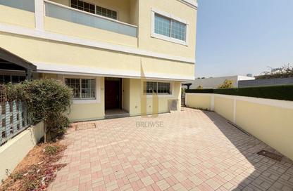 Villa - 4 - 4 for rent in Jumeirah 1 Villas - Jumeirah 1 - Jumeirah - Dubai