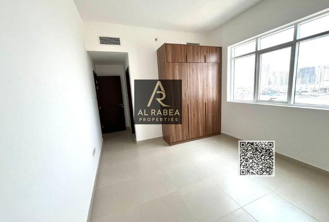 73845308 - Property Image 3