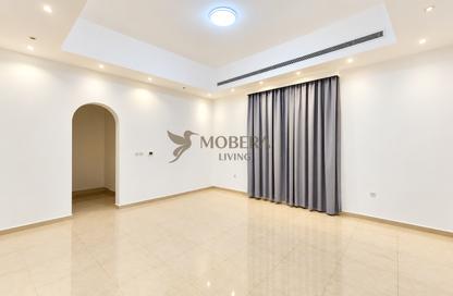 Villa - 5 - 7 for rent in Al Aweer 1 - Al Aweer - Dubai