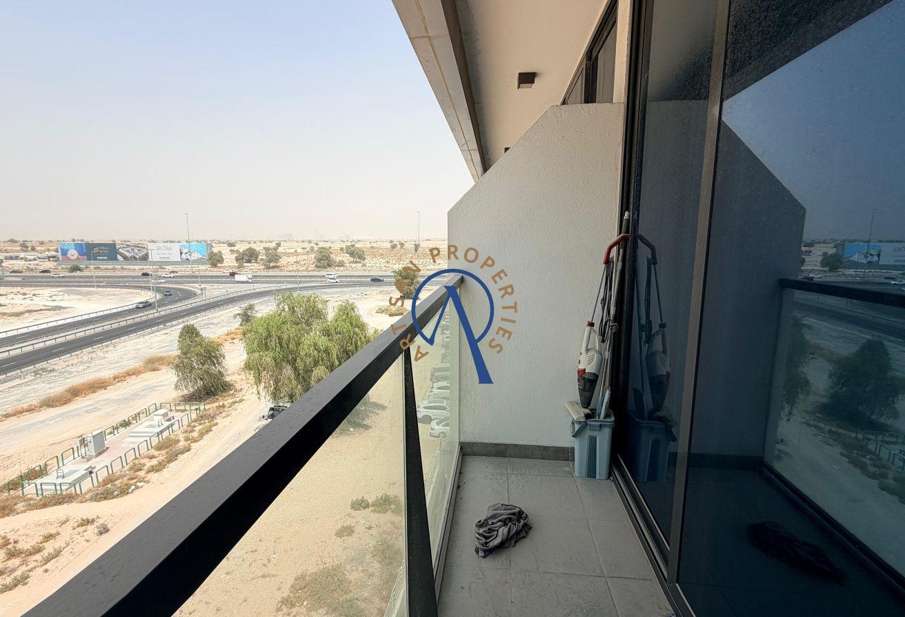 FULLY FURNISHED | GREAT LOCATION | CALL NOW photo 7