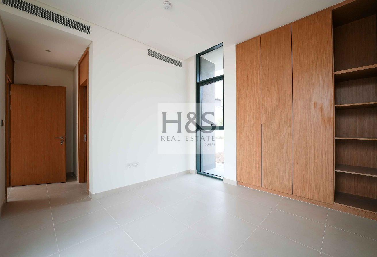 4Bed+Maid | Big Plot | Park View | Farm Gardens photo 9