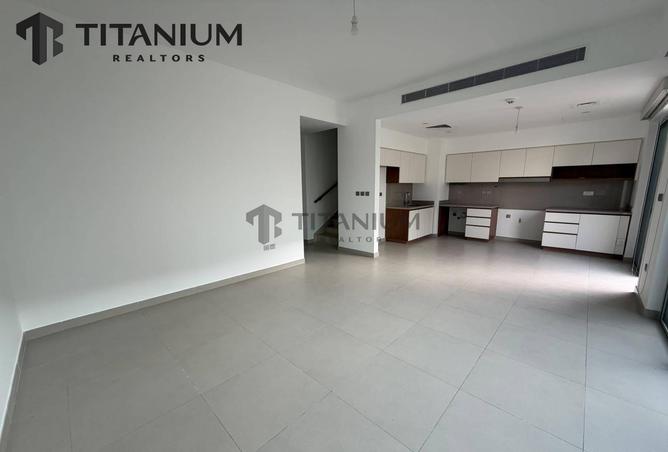 4-bed villa in Camelia 1 · Maid's room — photo 2