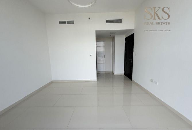 94020682 - Property Image 2