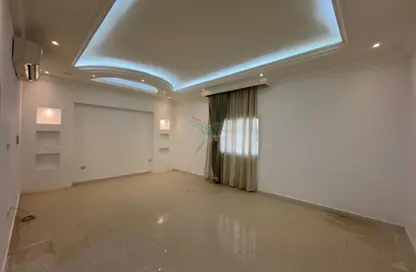 Apartment - 4 Bedrooms - 5 Bathrooms for rent in Jafeer Obaid - Al Towayya - Al Ain
