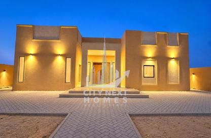 Villa - 3 - 5 for rent in Al Aweer 1 - Al Aweer - Dubai Villa - 3 - 5 for rent in Al Aweer 1 - Al Aweer - Dubai
