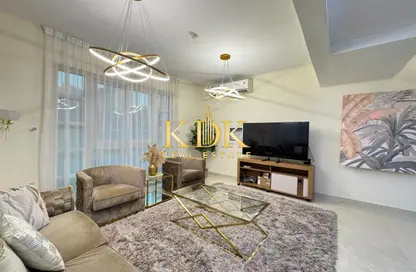 Villa - 4 Bedrooms - 6 Bathrooms for rent in Artistic Villas - District 15 - Jumeirah Village Circle - Dubai