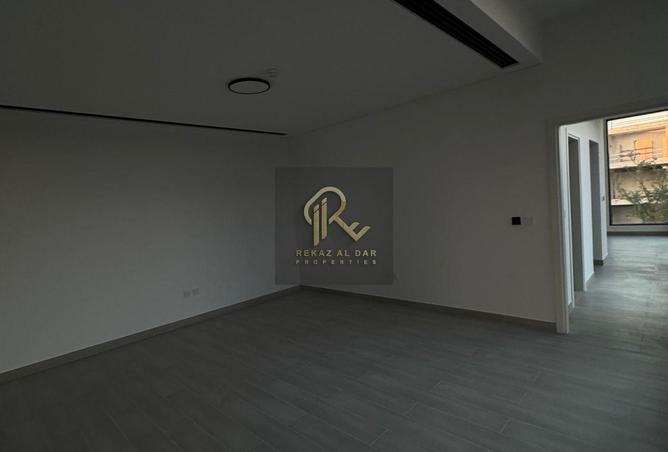 122475208 - Property Image 2