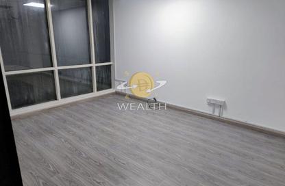 Office Space - Studio - 1 for rent in Al Ghanem Business Center - Al Majaz 3 - Al Majaz - Sharjah