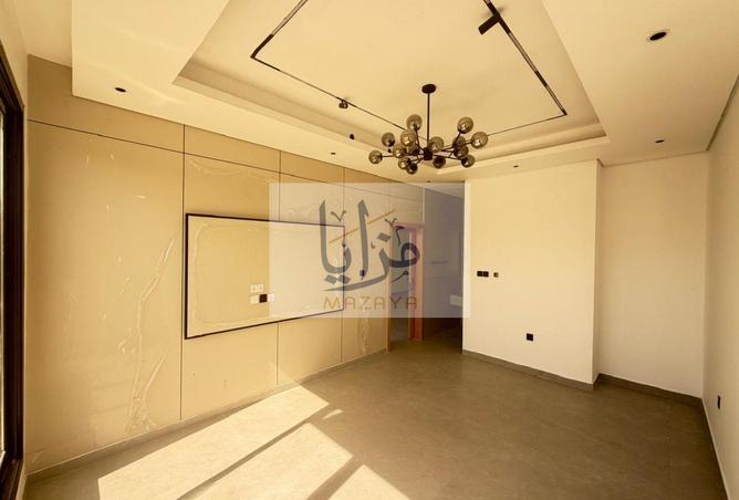 57381574 - Property Image 3