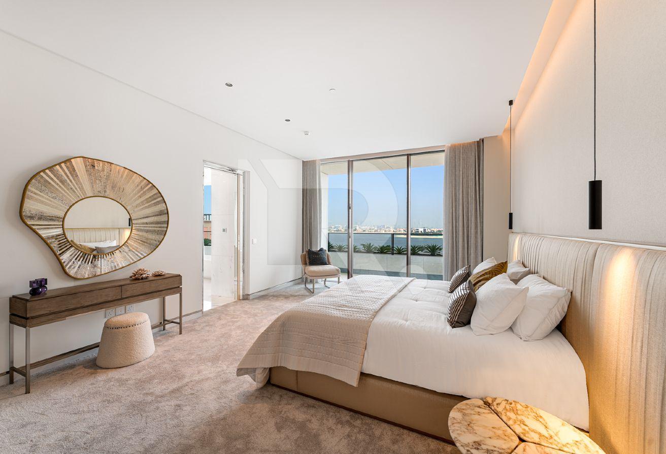Bang Olufsen TV | Italian Furniture | Skyline View photo 10