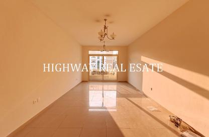 Apartment - 2 Bedrooms - 3 Bathrooms for rent in Muwaileh 29 Building - Muwaileh - Sharjah