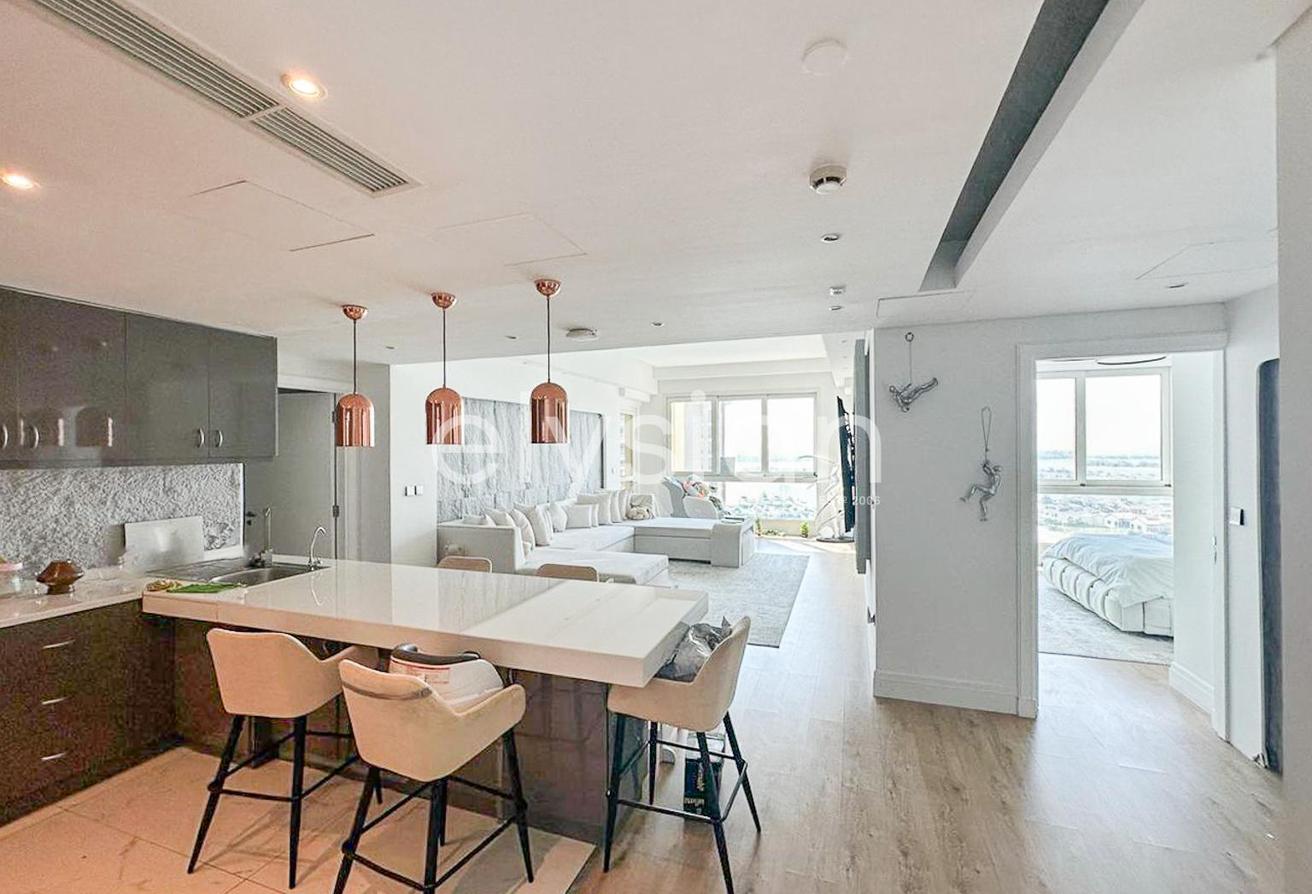 Sea View | Upgraded Unit | Furnished photo 10