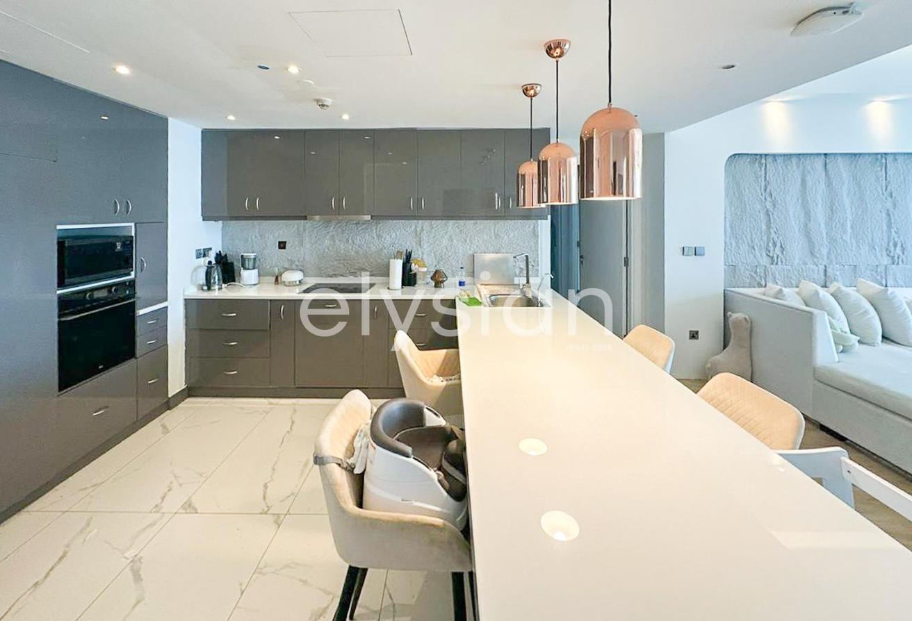 Sea View | Upgraded Unit | Furnished photo 8