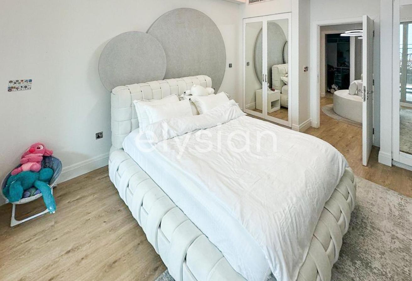 Sea View | Upgraded Unit | Furnished photo 14