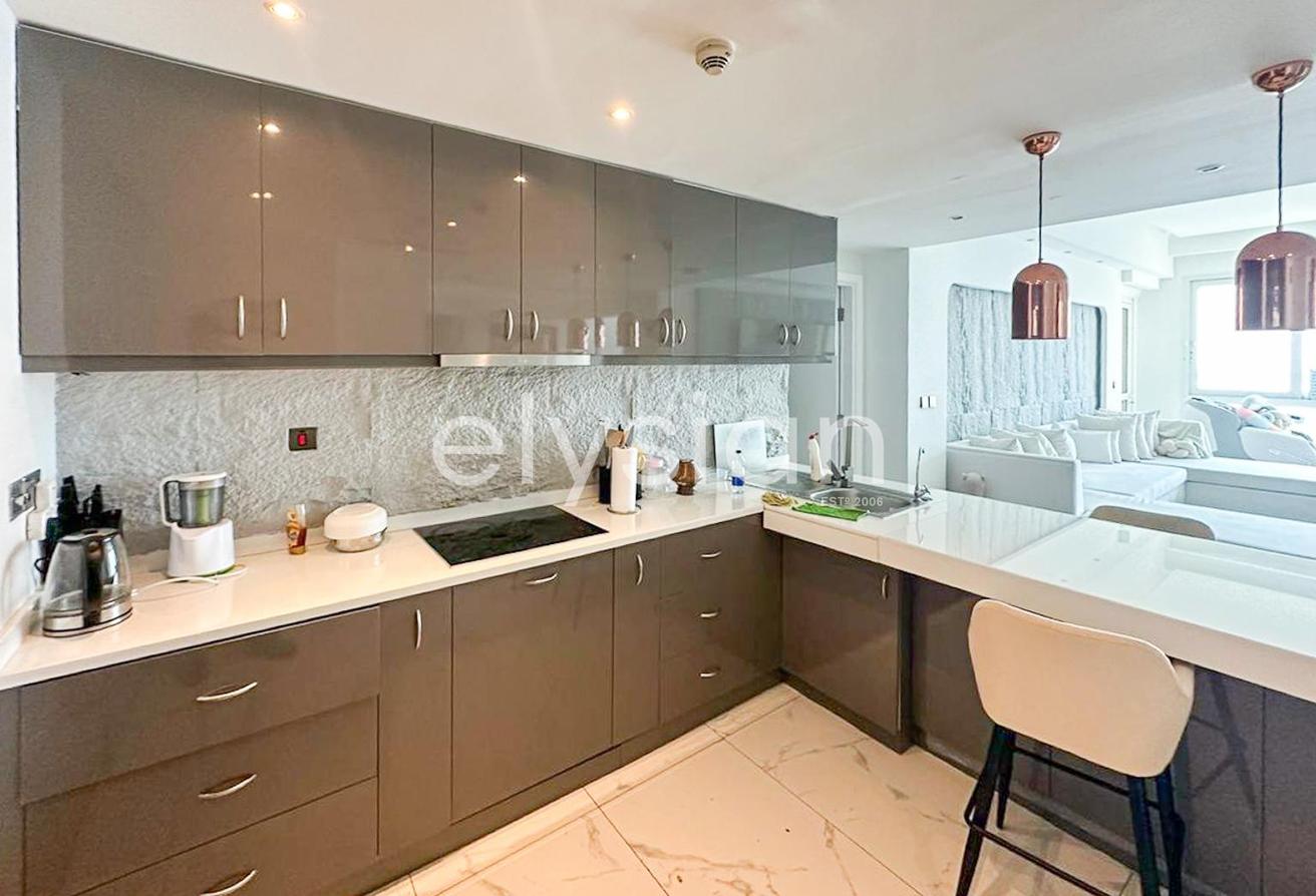 Sea View | Upgraded Unit | Furnished photo 5