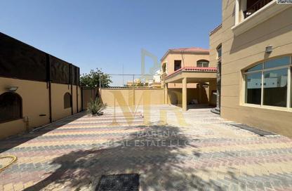 Villa - 5 Bedrooms - 7 Bathrooms for sale in Al Mowaihat 1 - Al Mowaihat - Ajman