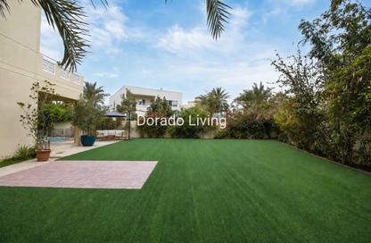 Villa - 4 Bedrooms - 5 Bathrooms for rent in The Meadows Village - Meadows - Dubai