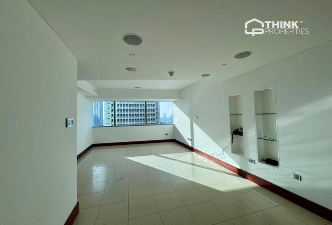 132517045 - Property Image 3