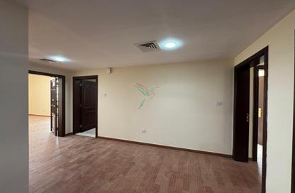 Apartment - 3 Bedrooms - 3 Bathrooms for rent in Khalifa Street - Central District - Al Ain