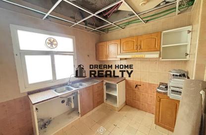 Apartment - 2 Bedrooms - 2 Bathrooms for rent in Al Qulaya'ah - Al Sharq - Sharjah Apartment - 2 Bedrooms - 2 Bathrooms for rent in Al Qulaya'ah - Al Sharq - Sharjah