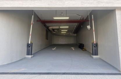 Retail - Studio - 1 for rent in Tilal City - Sharjah