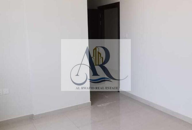 87037064 - Property Image 3