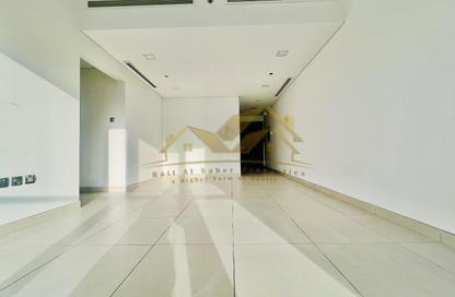 Apartment - 1 Bedroom - 2 Bathrooms for rent in Jumeirah Garden City - Al Satwa - Dubai Apartment - 1 Bedroom - 2 Bathrooms for rent in Jumeirah Garden City - Al Satwa - Dubai