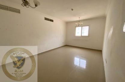 Apartment - 2 Bedrooms - 3 Bathrooms for rent in Al Qulaya'ah - Al Sharq - Sharjah